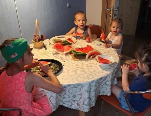 Проект «Мама рядом»: В июле помощь получили 4 семьи